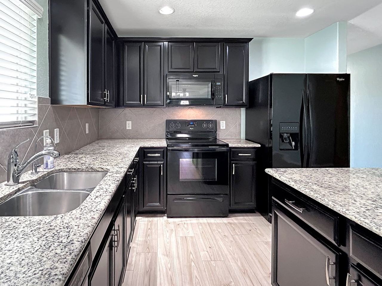 11836 Silver Chase - Photo 4 of 22