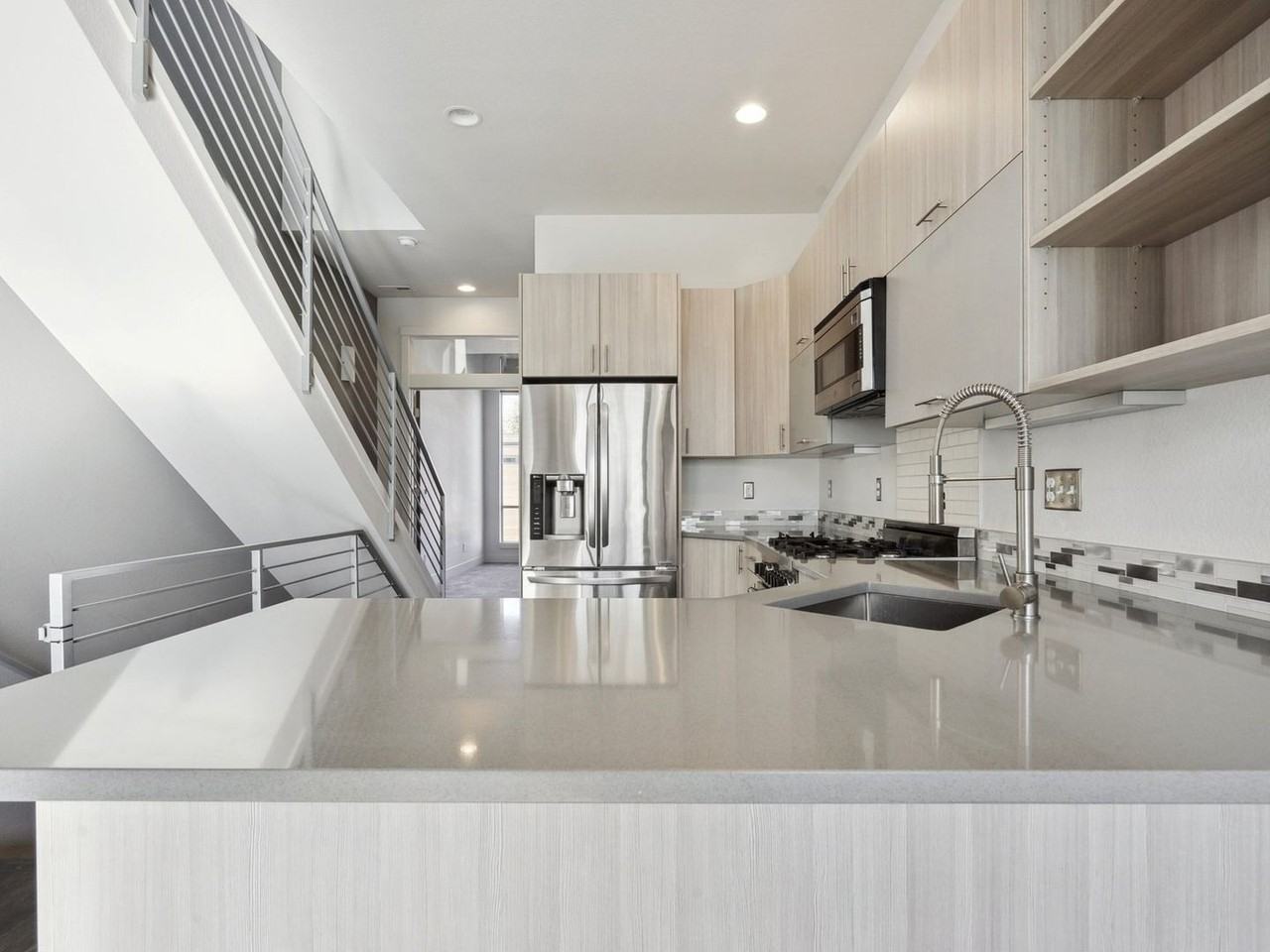 1030 W 37th Ave - Photo 5 of 27