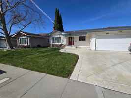 featured image of 4125 Holland Dr