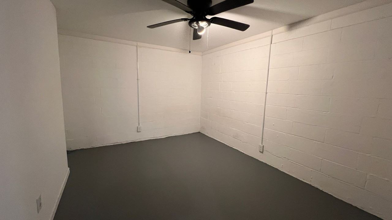 155 Wrenwood Ln - Photo 3 of 17