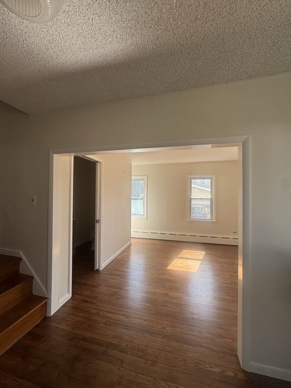 244 Baptiste Ave - Photo 5 of 15