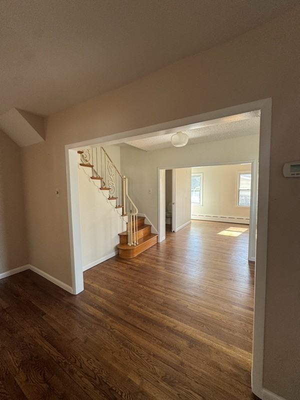 244 Baptiste Ave - Photo 6 of 15