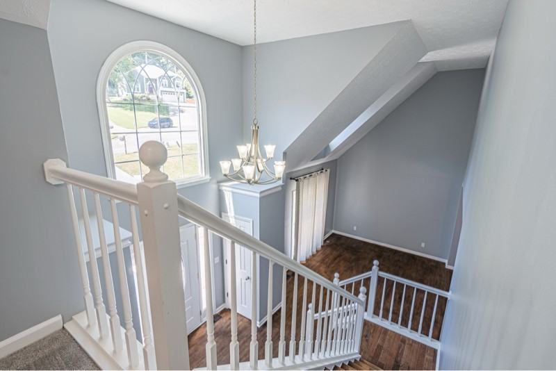 1321 Yorktown Cir - Photo 7 of 15