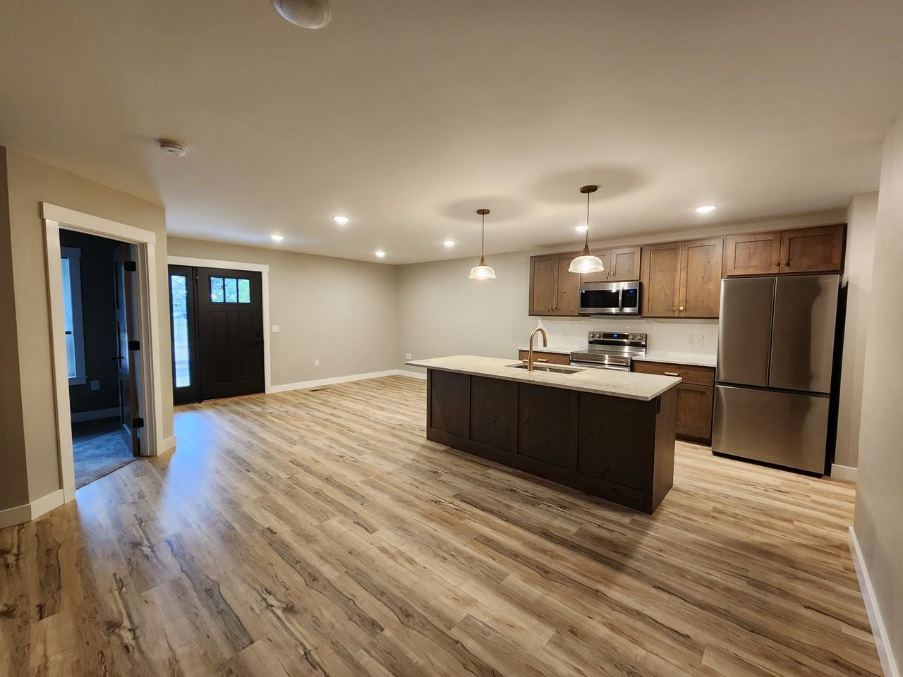 2317 Lake Rd - Photo 4 of 21