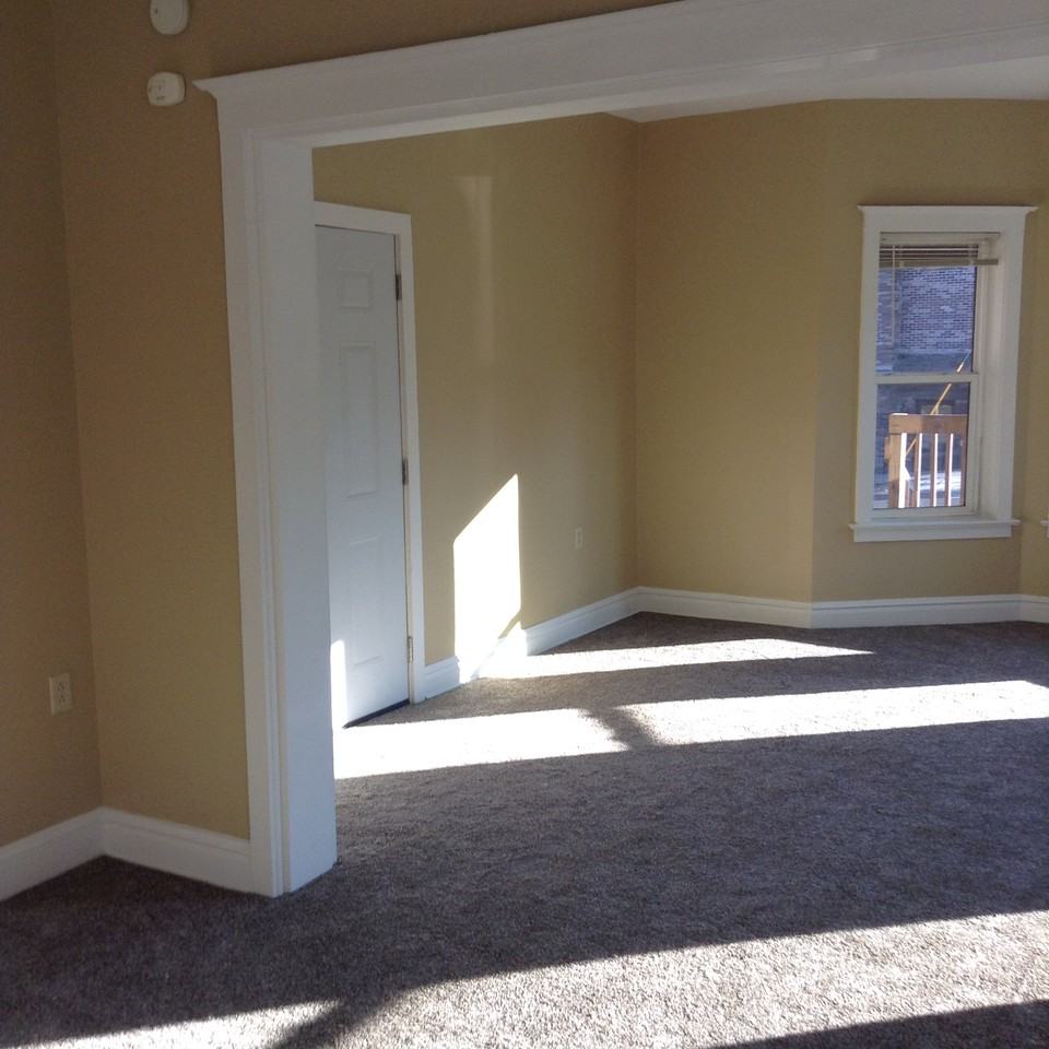 130 N 8th Ave E #1 - Photo 5 of 14