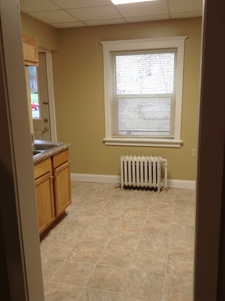 130 N 8th Ave E #1 - Photo 6 of 14