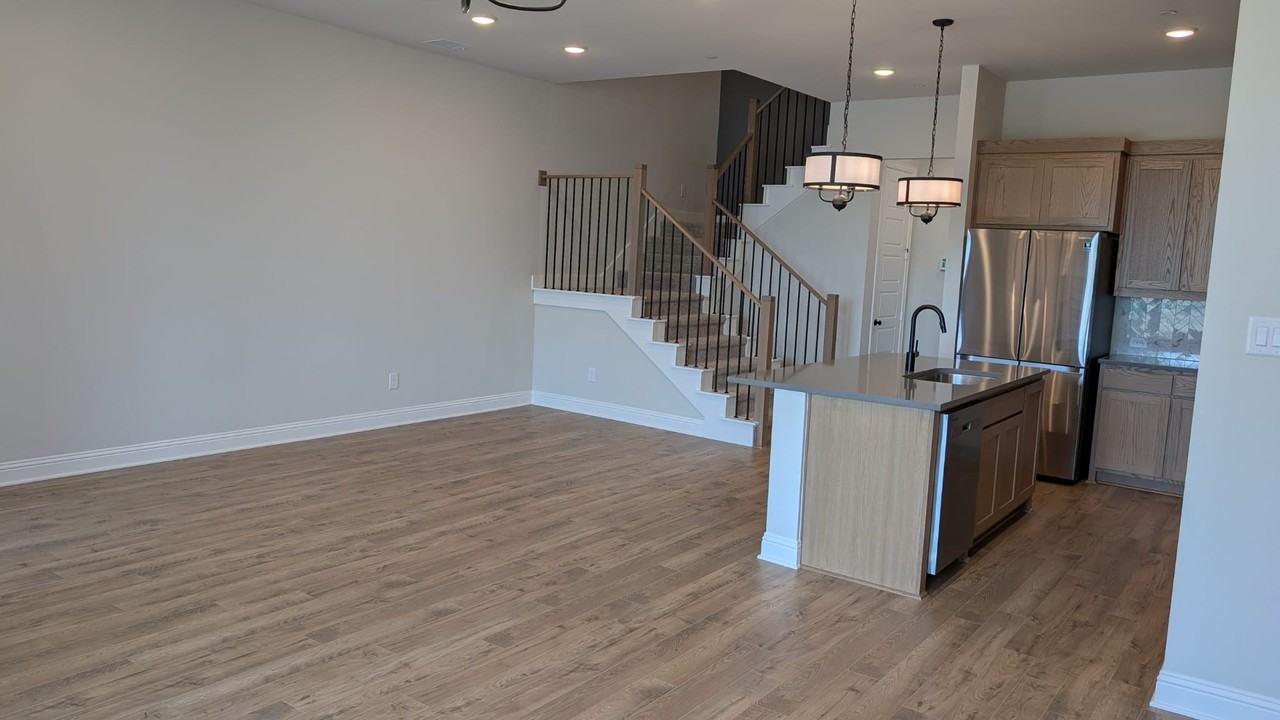 835 Lennox Dr #835 - Photo 6 of 23