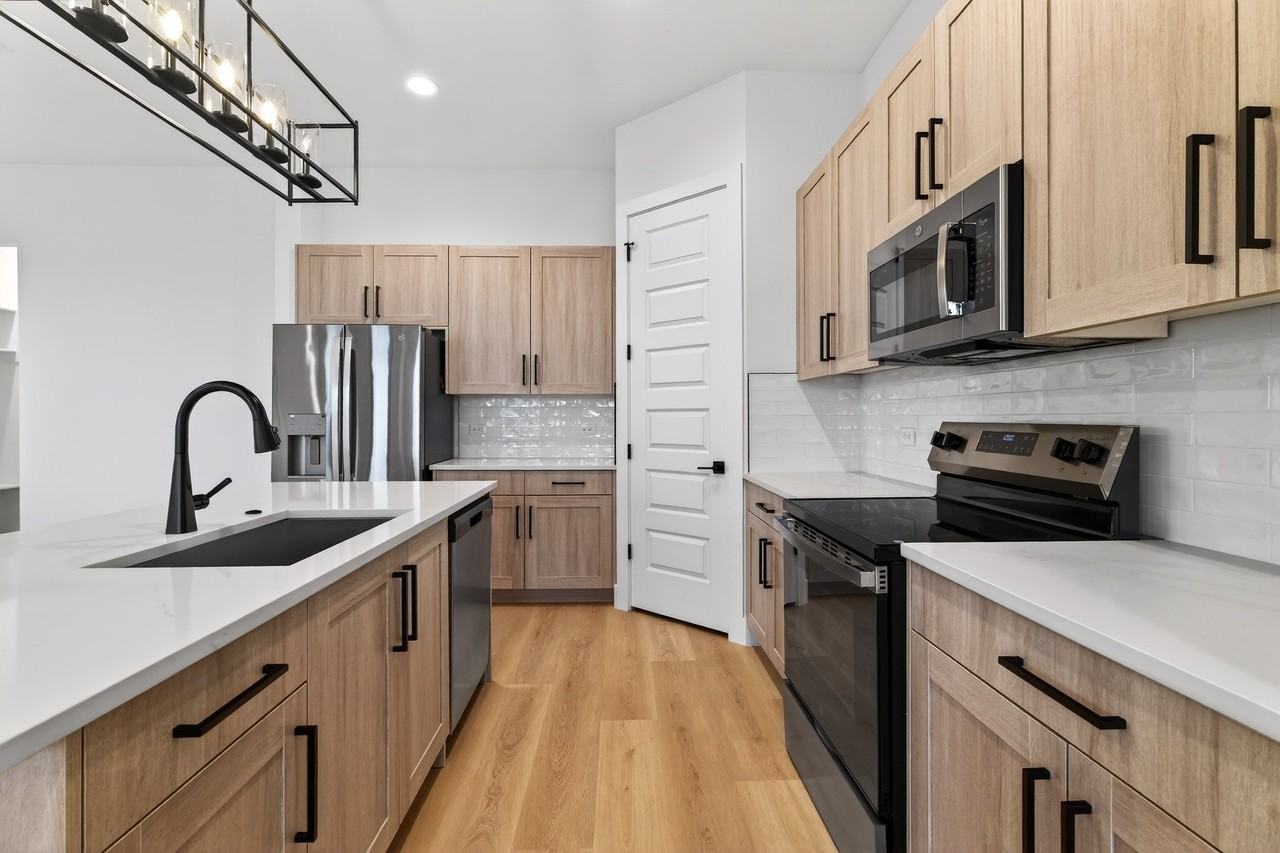 8901 Lowell St #NA - Photo 5 of 26