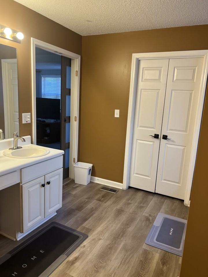 4226 Dry Branch Ct - Photo 2 of 6