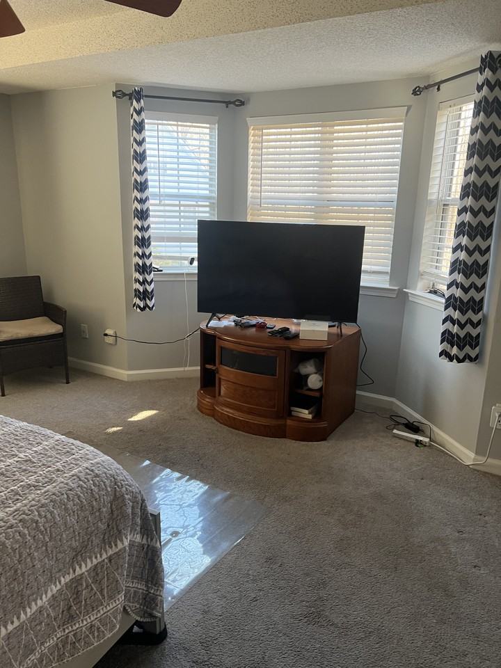 4226 Dry Branch Ct - Photo 3 of 6