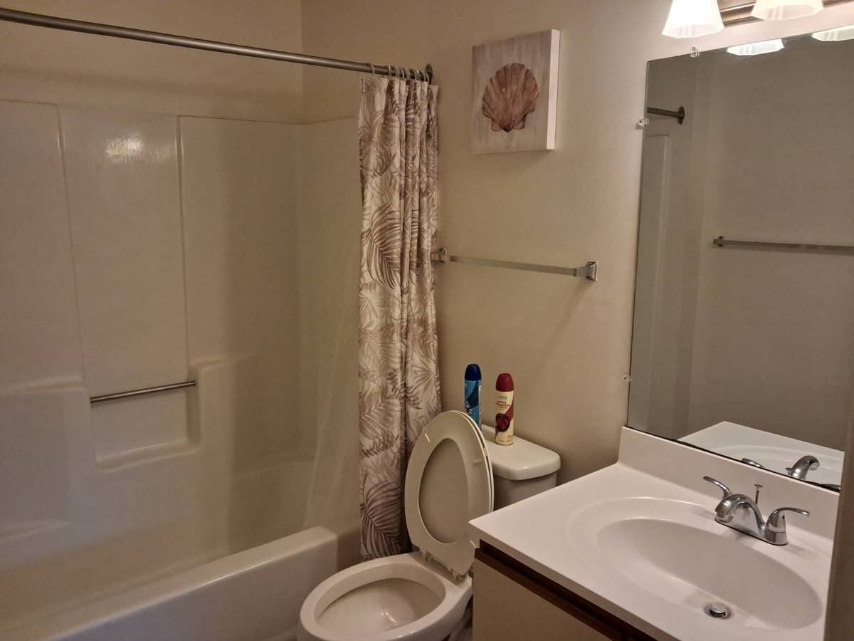 11102 Abercorn St #524 - Photo 4 of 10