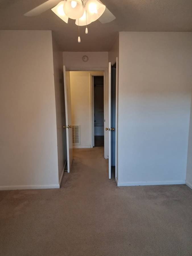 11102 Abercorn St #524 - Photo 5 of 8