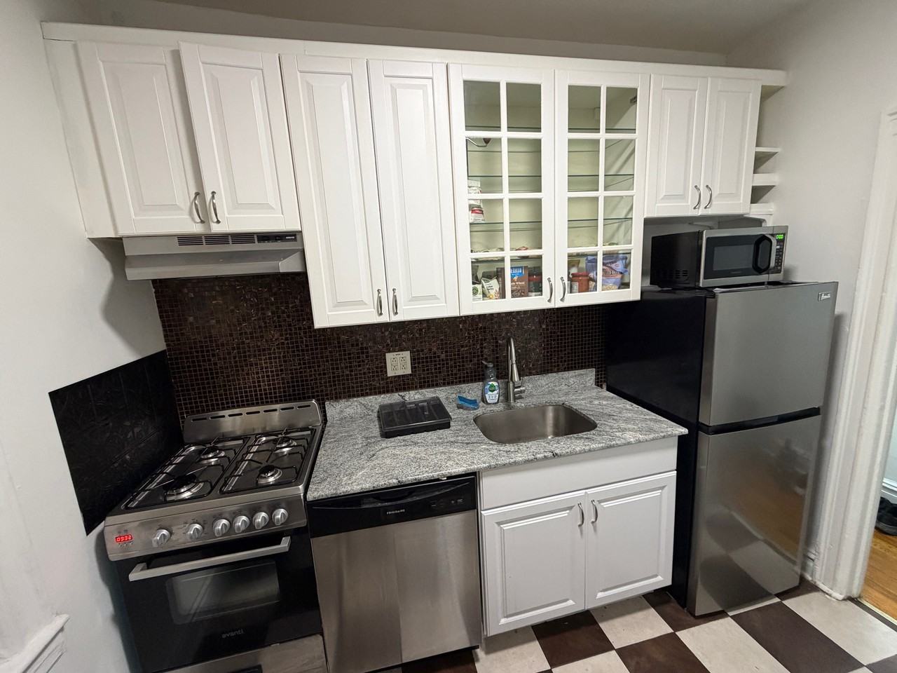 6215 Kennedy Blvd E #4DN - Photo 5 of 8