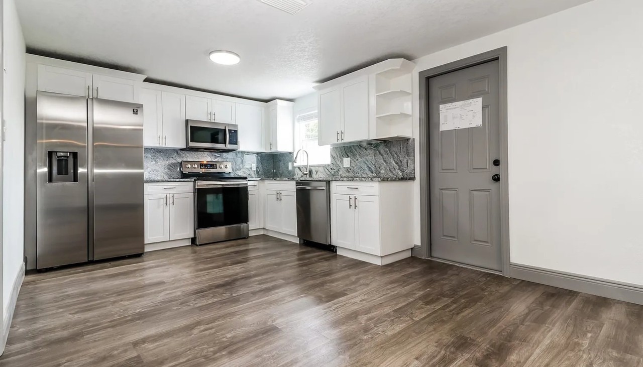 2223 Maureen Dr #NA - Photo 6 of 14