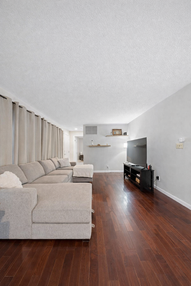 2306 S Troy St #NA - Photo 7 of 16