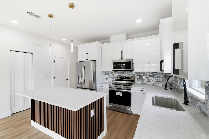 3614 Temple St #1 - Photo 4 of 16