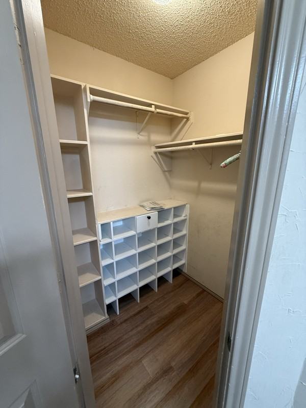 6305 Courtside Dr - Photo 5 of 9