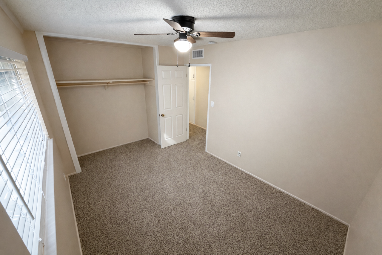 909 Dwina Ave - Photo 7 of 15