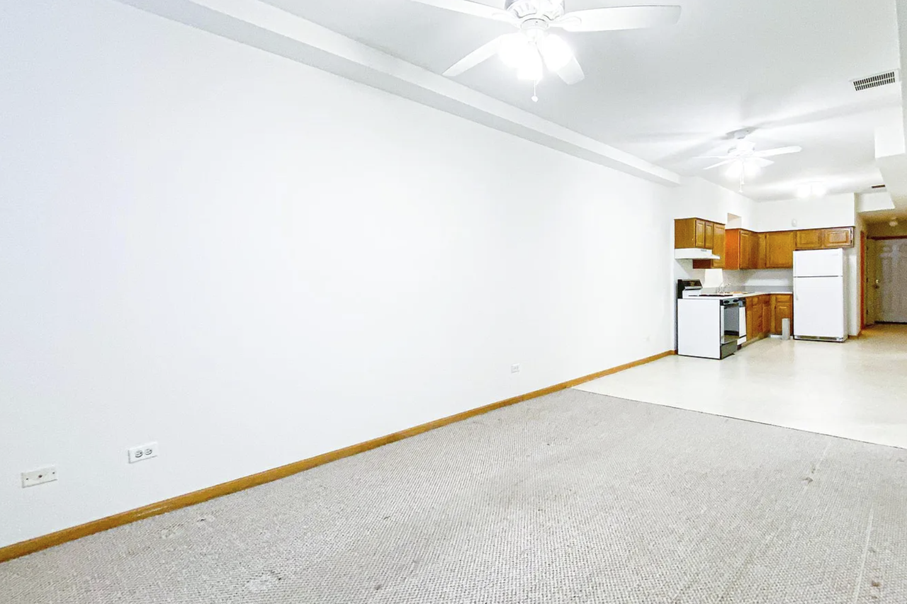 1812 W Thomas St #G - Photo 5 of 9