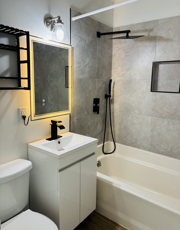 1615 Engle Dr - Photo 7 of 11