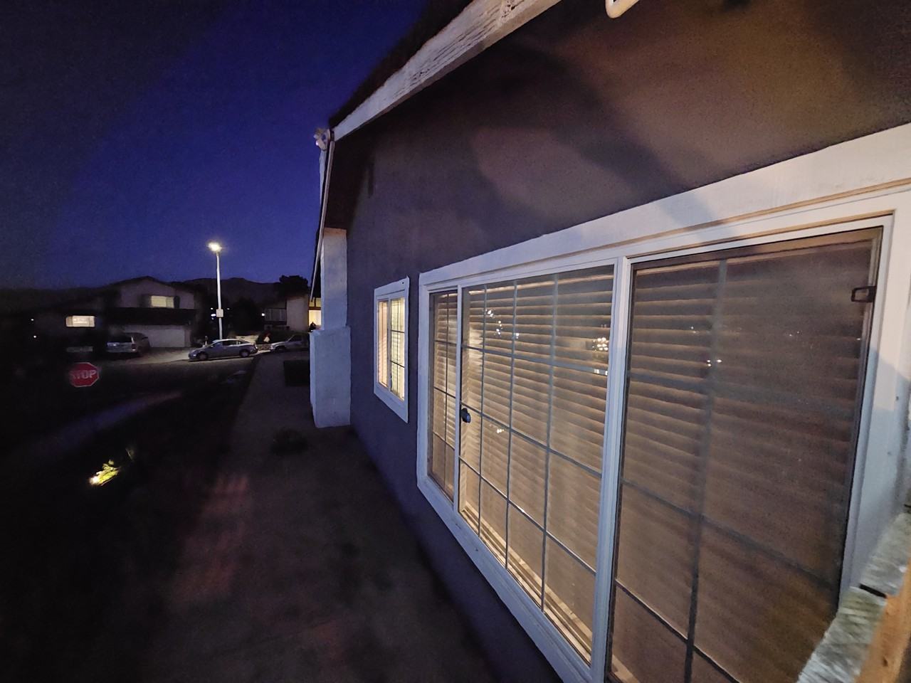 205 Glenview Cir - Photo 2 of 3