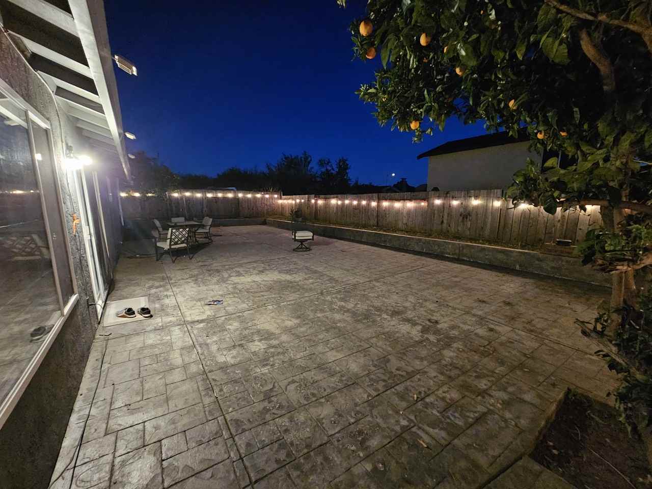 205 Glenview Cir - Photo 3 of 3