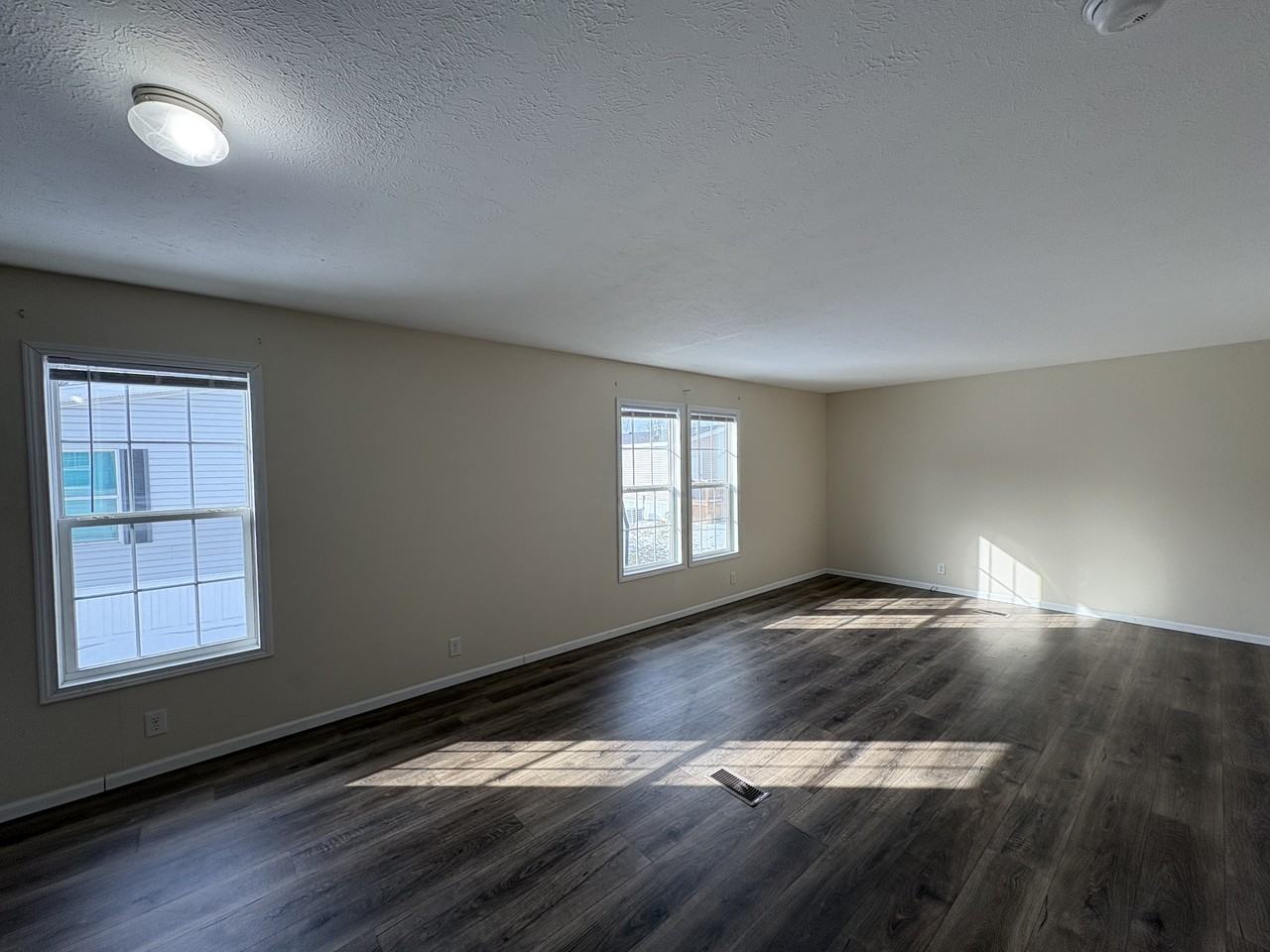 201 Barn Rdg - Photo 6 of 10