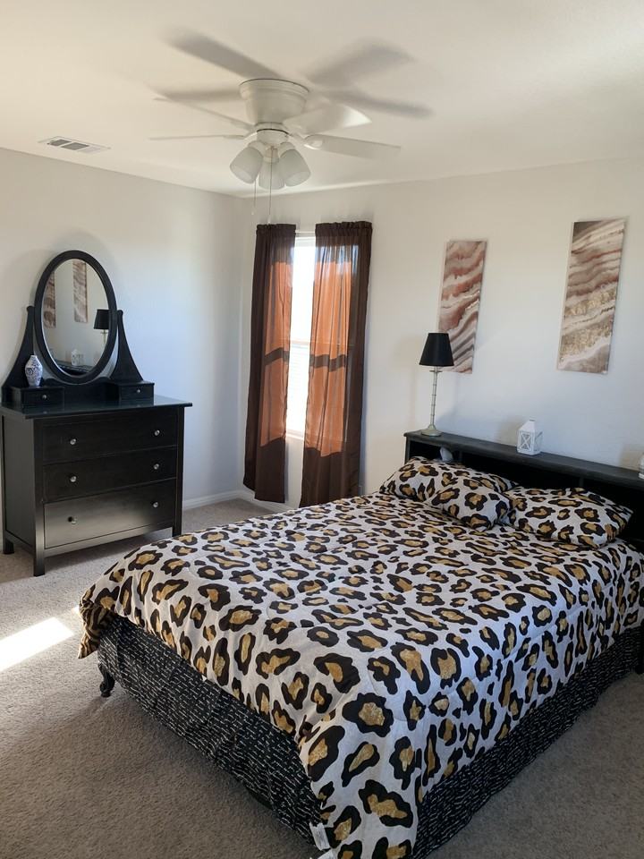 291 Seneca Loop - Photo 7 of 17