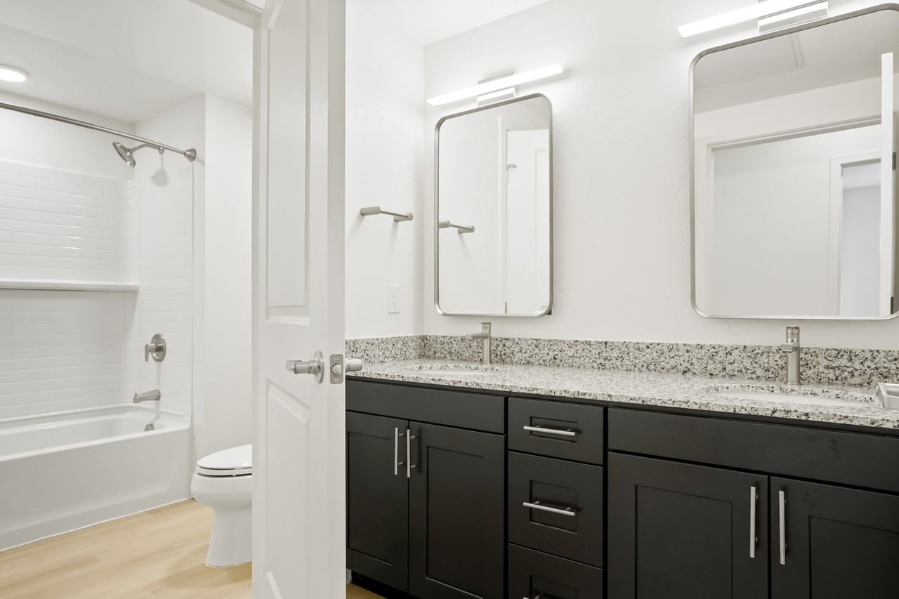 2950 Hawthorn Ave #204-6 - Photo 4 of 8