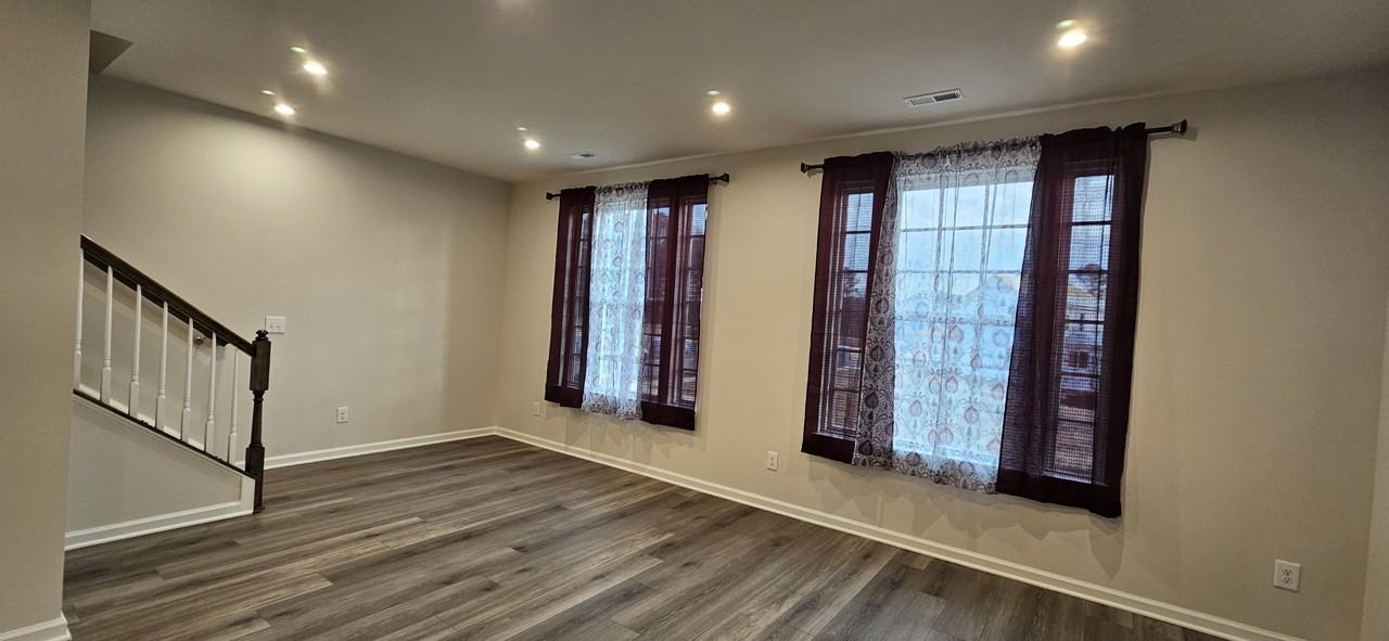 504 Whitehall Cir - Photo 5 of 20