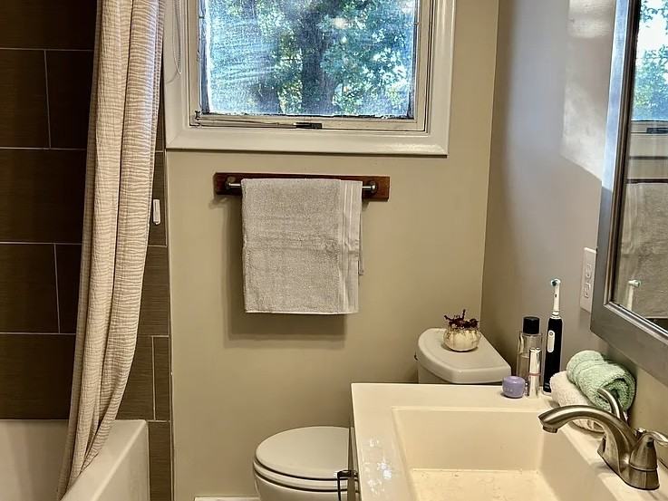 966 Delaware Rd - Photo 3 of 15