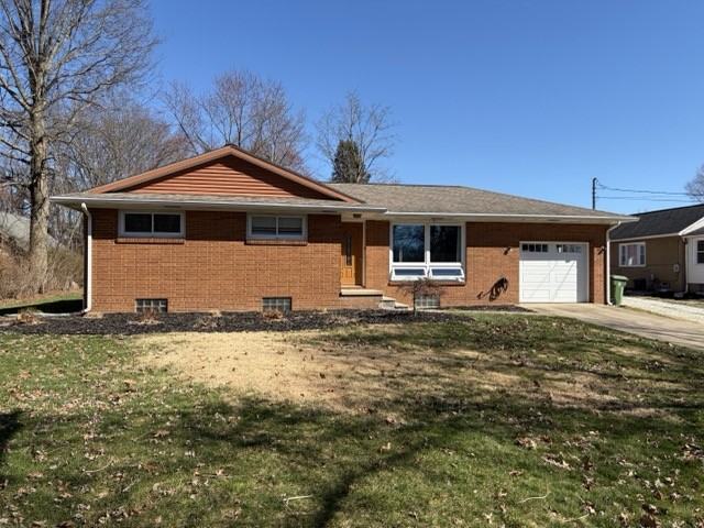 195 Washburn Rd - Photo 2 of 20