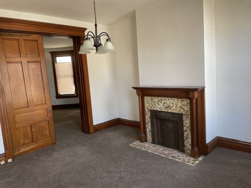 127 Ludlow St - Photo 2 of 5