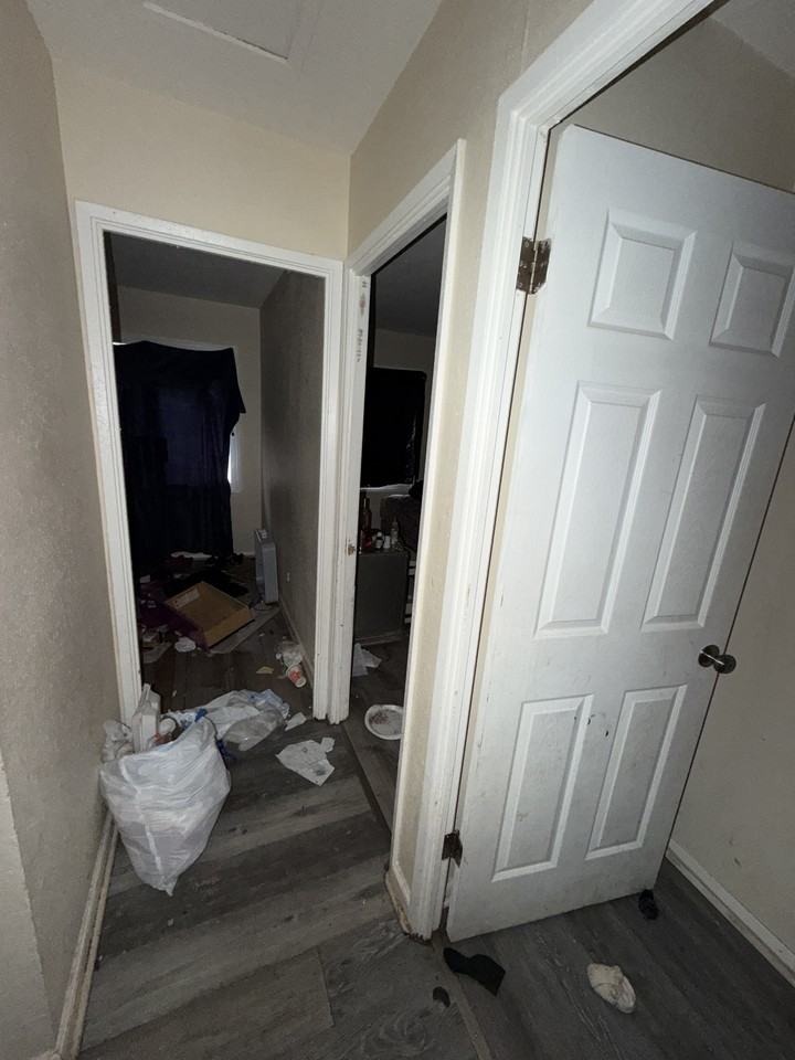 2 E Adams Dr - Photo 3 of 16