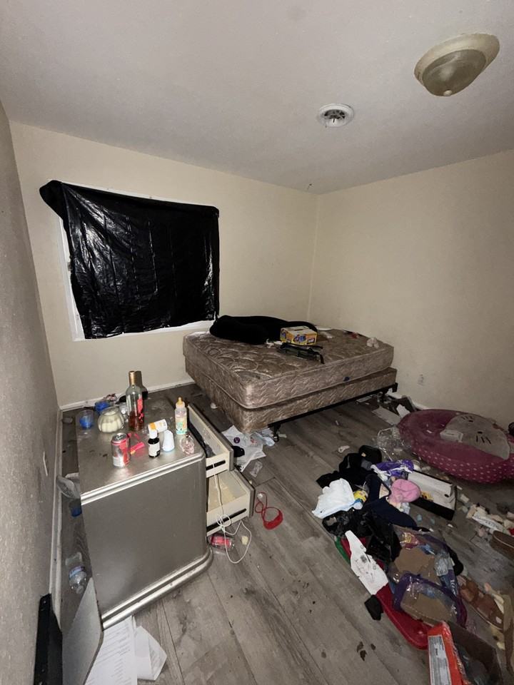 2 E Adams Dr - Photo 5 of 16