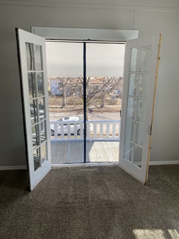 1925 N Market St - Photo 4 of 10