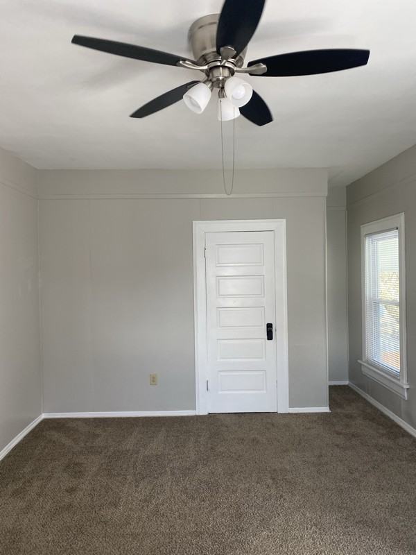 1925 N Market St - Photo 5 of 10