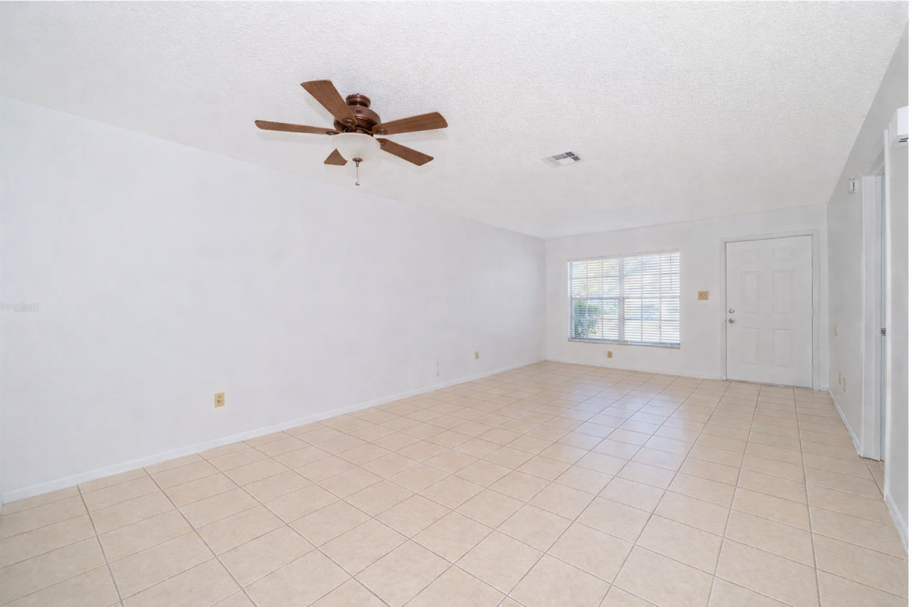 8026 Woodduck Dr - Photo 3 of 9