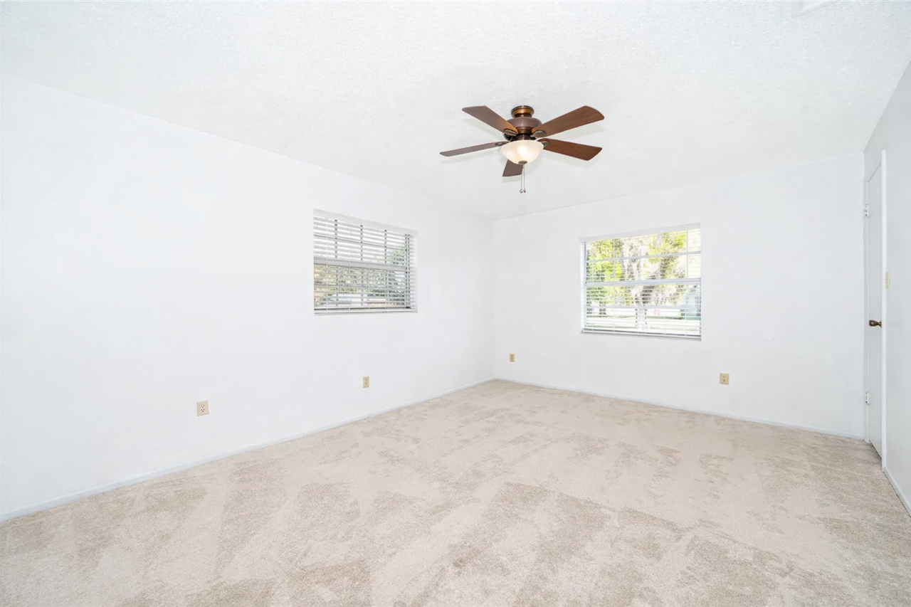 8026 Woodduck Dr - Photo 5 of 9