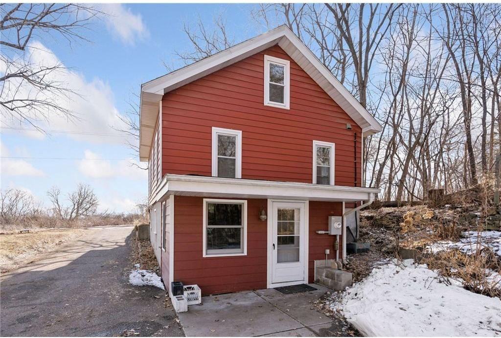 949 Benhill Rd - Photo 2 of 13