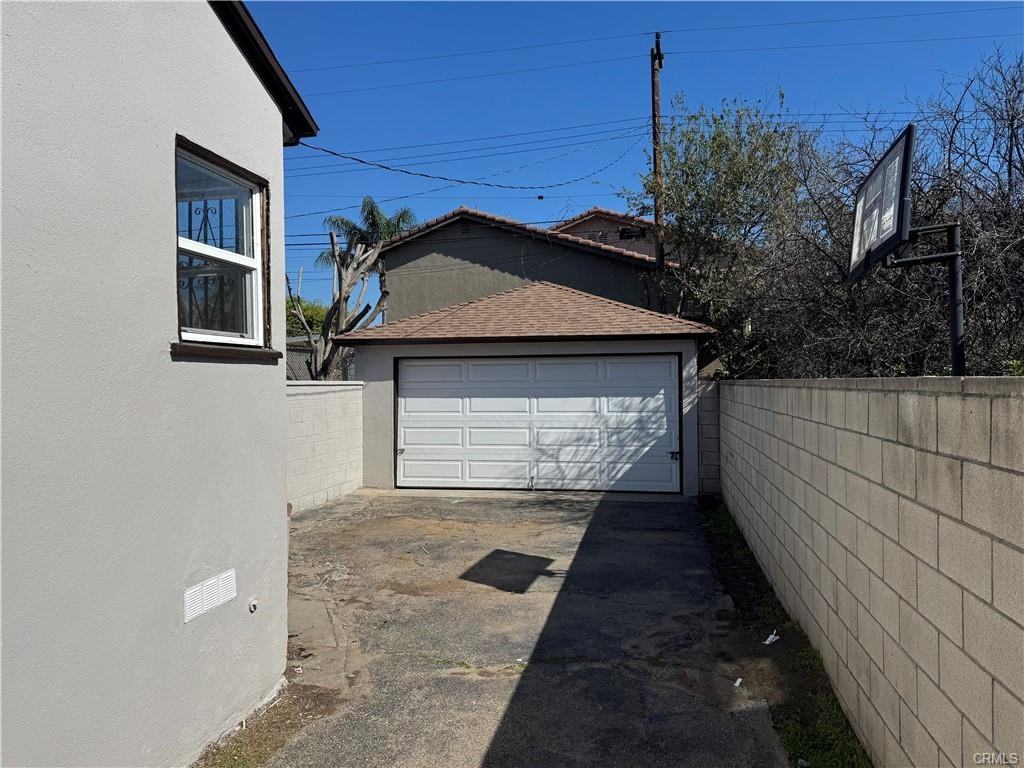 9615 Brierfield St - Photo 2 of 7