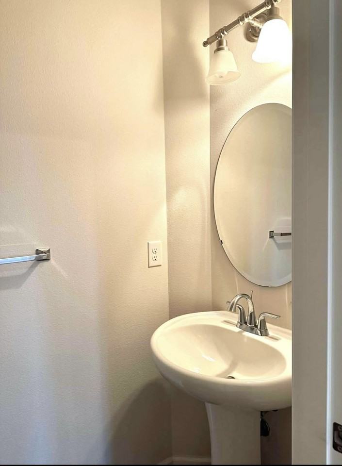 3107 44th St Se - Photo 6 of 17