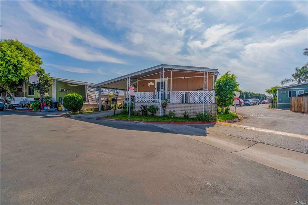 4139 Paramount Blvd #18 - Photo 5 of 5