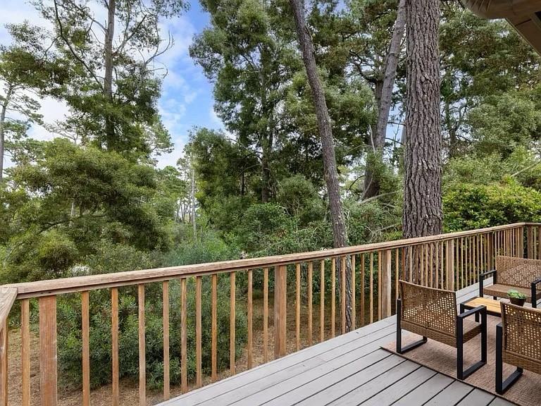 4029 Costado Rd - Photo 3 of 14