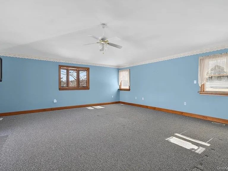 2 Thomas Jefferson Pl - Photo 5 of 16