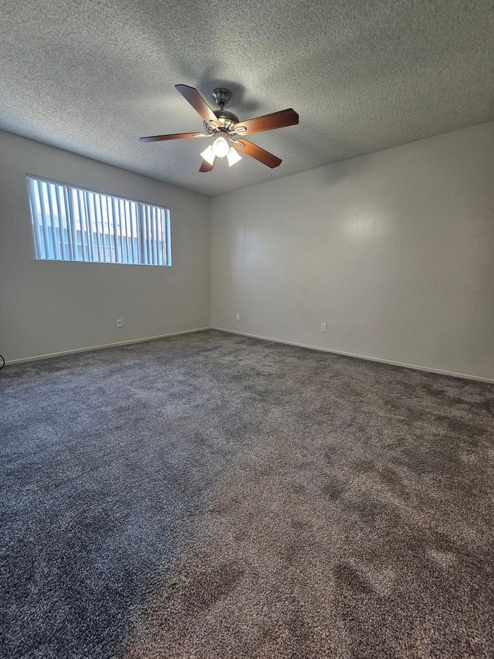 1135 W I St #38 - Photo 7 of 10