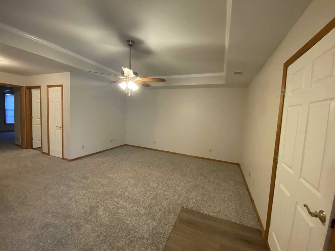 3906 Sw Chartwell Ct - Photo 3 of 10