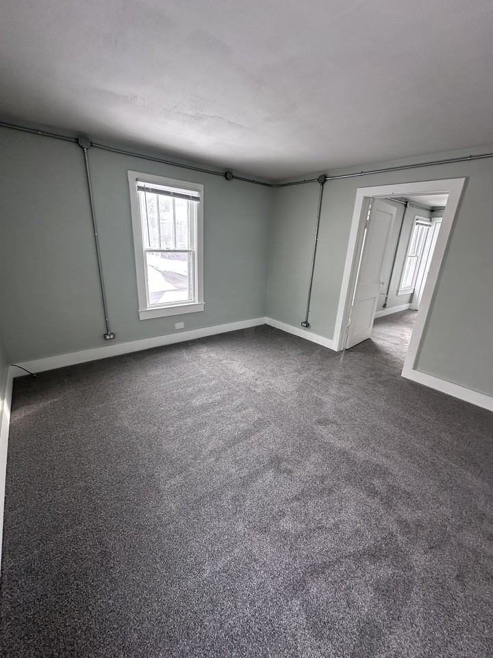 358 S 6th St #2 - Photo 7 of 8