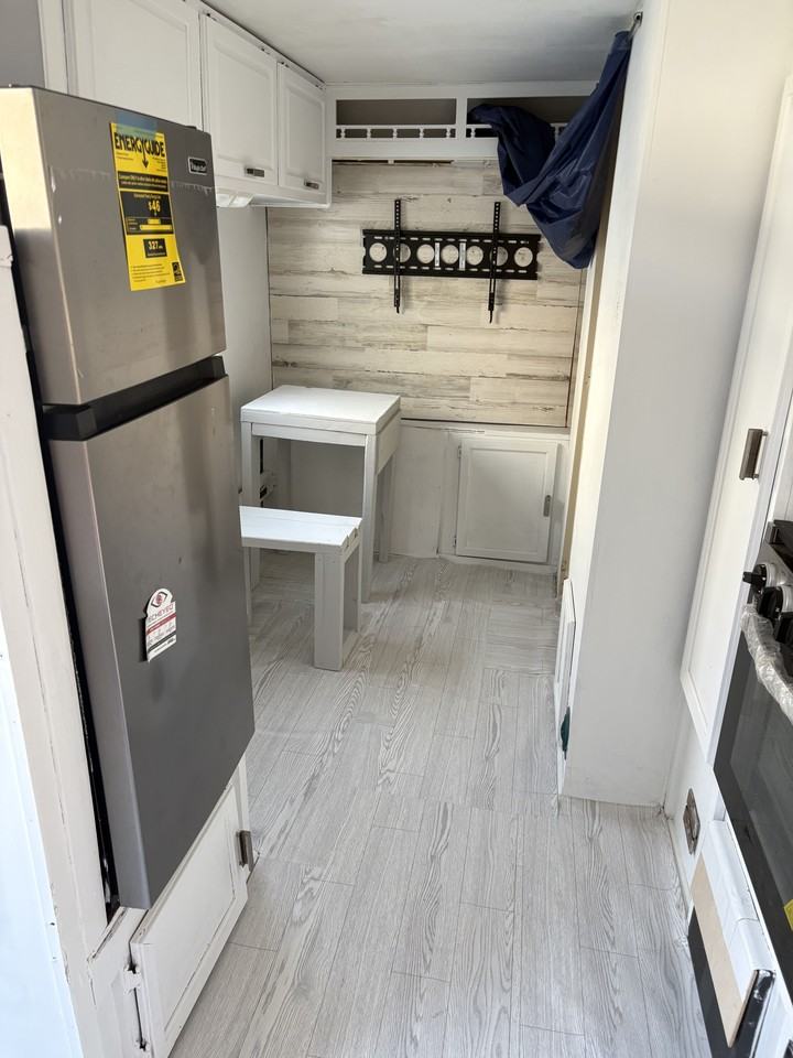 1701 Nwter #RV - Photo 3 of 7