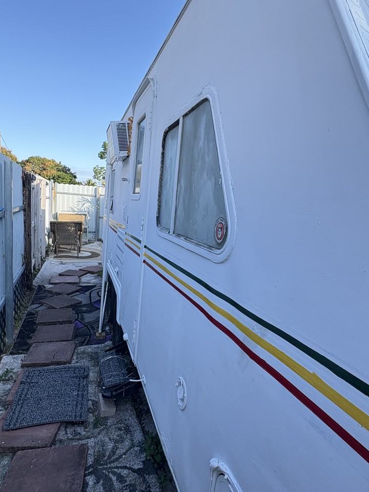 1701 Nwter #RV - Photo 6 of 7